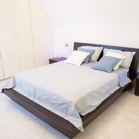 Dimora Nel Palazzo Ducale With Private Parking Apartment