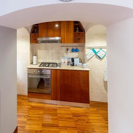 Dimora Nel Palazzo Ducale With Private Parking Apartment Giovinazzo